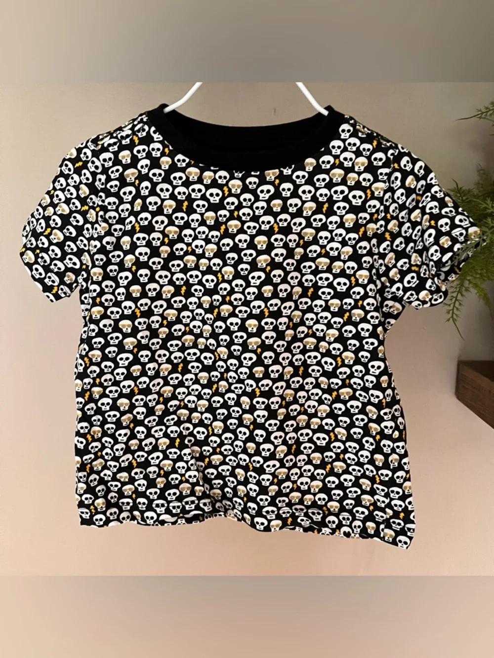 skeleton tee